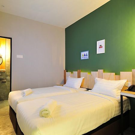 Finess Basic Hotel Malacca Eksteriør bilde