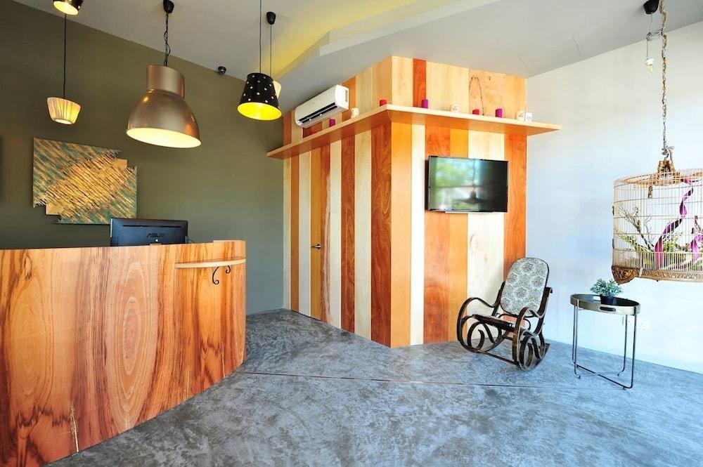 Finess Basic Hotel Malacca Eksteriør bilde