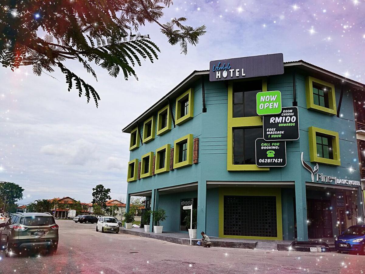 Finess Basic Hotel Malacca Eksteriør bilde